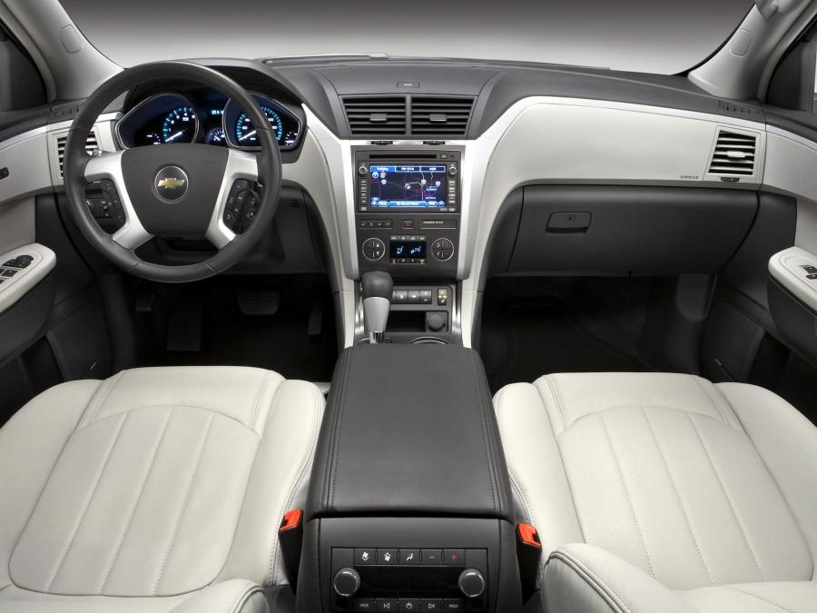  Chevrolet Traverse LTZ 2008 года  (фото 15 из 16)